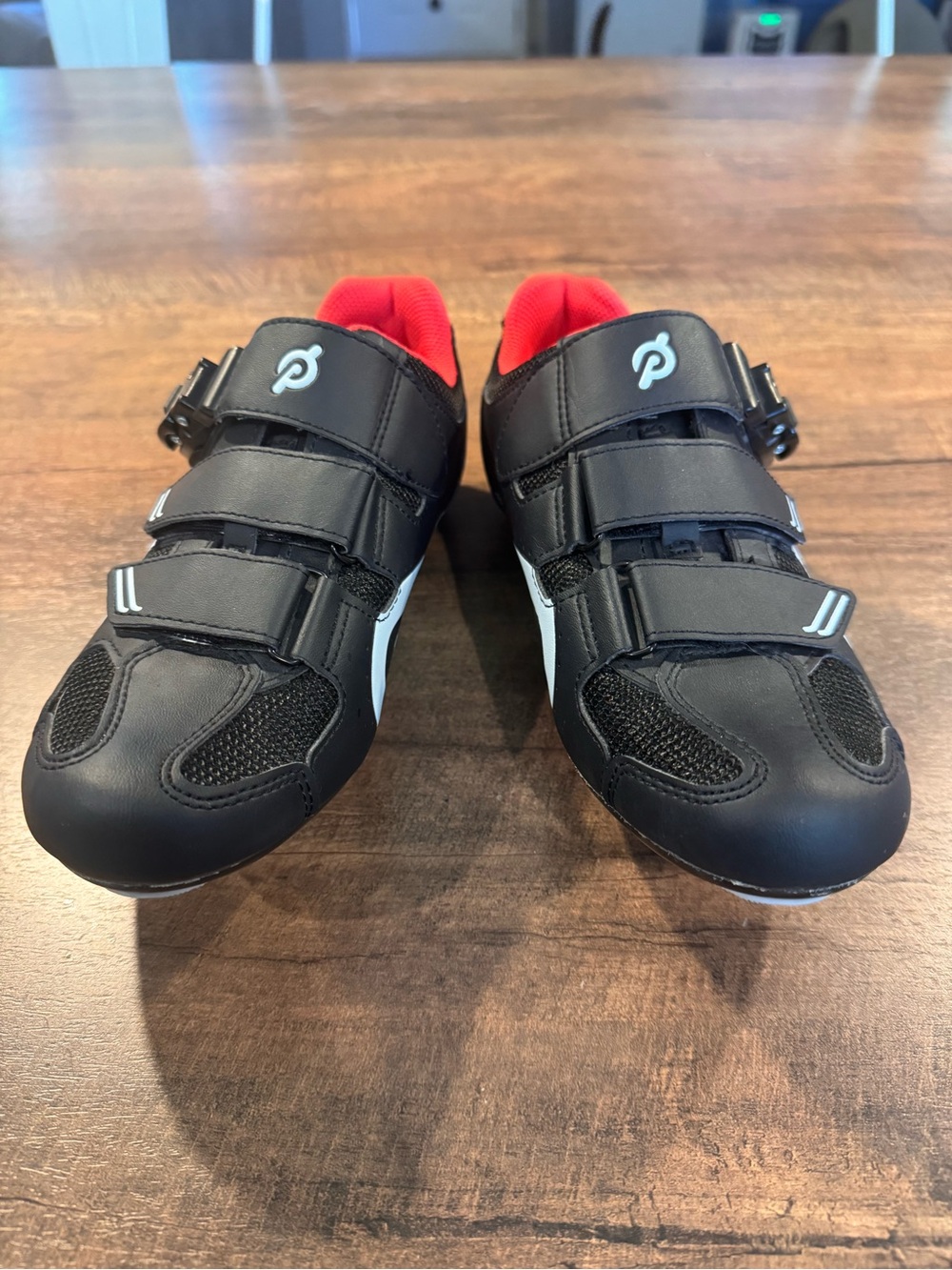 Peloton Cycling Shoes EU 40 Black Red Clip In Bike Shoes